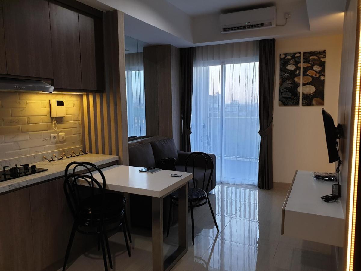 Apartemen Grand Sungkono Lagoon Venetian. Surabaya Exterior foto